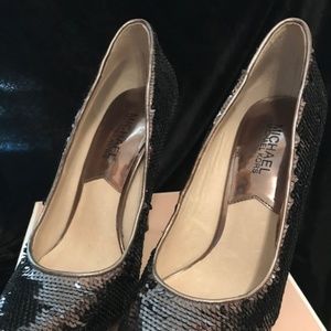 Michael Kors York Pump - Sequin Gunmetal 7.5